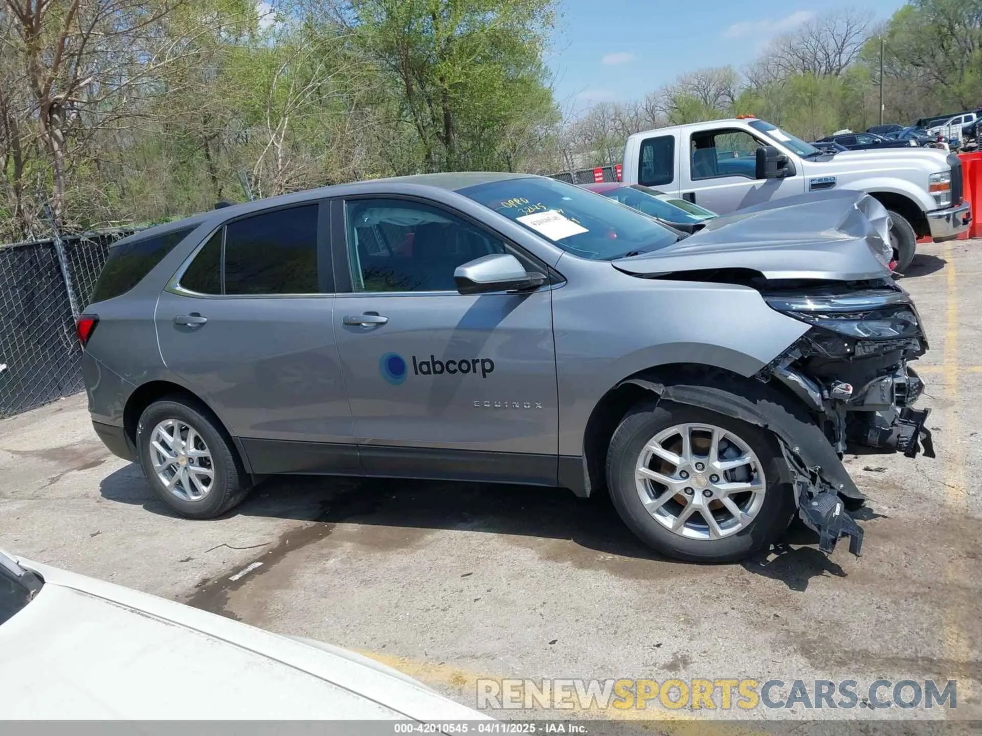 13 Photograph of a damaged car 3GNAXTEG6PL246014 CHEVROLET EQUINOX 2023
