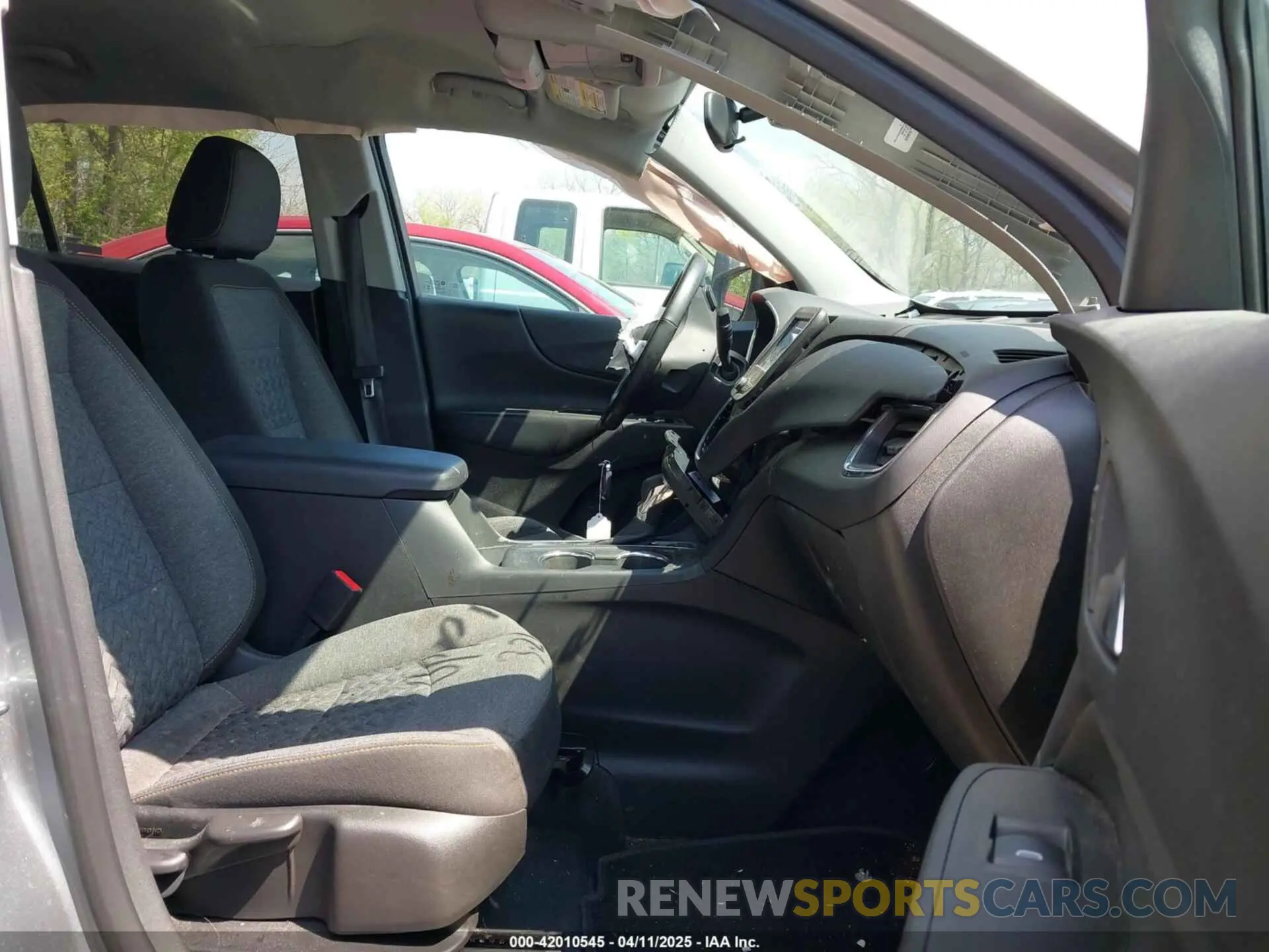 5 Photograph of a damaged car 3GNAXTEG6PL246014 CHEVROLET EQUINOX 2023