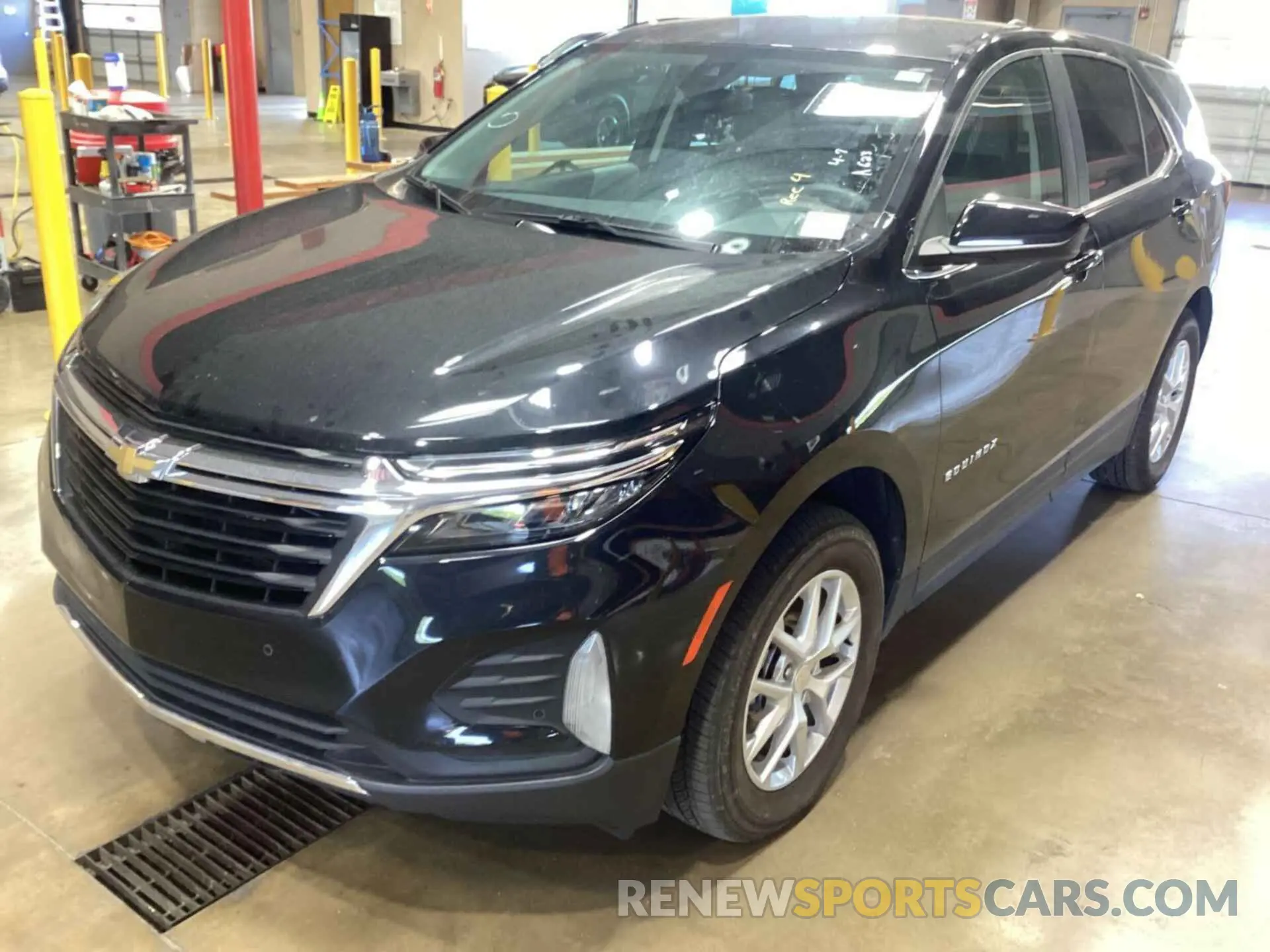 5 Photograph of a damaged car 3GNAXTEG6PL259913 CHEVROLET EQUINOX 2023