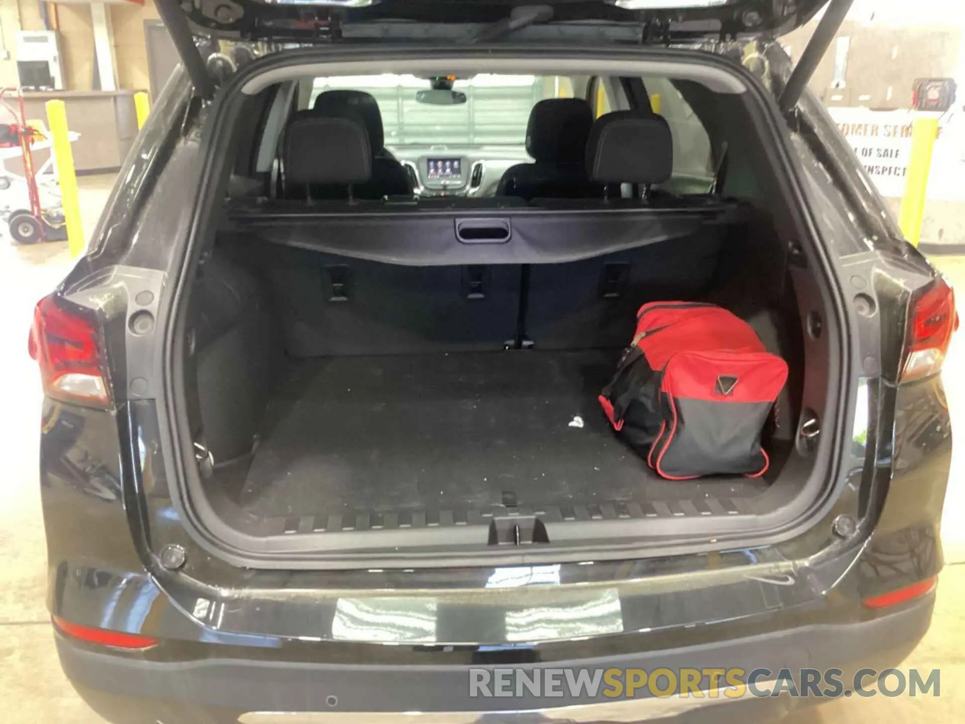 6 Photograph of a damaged car 3GNAXTEG6PL259913 CHEVROLET EQUINOX 2023