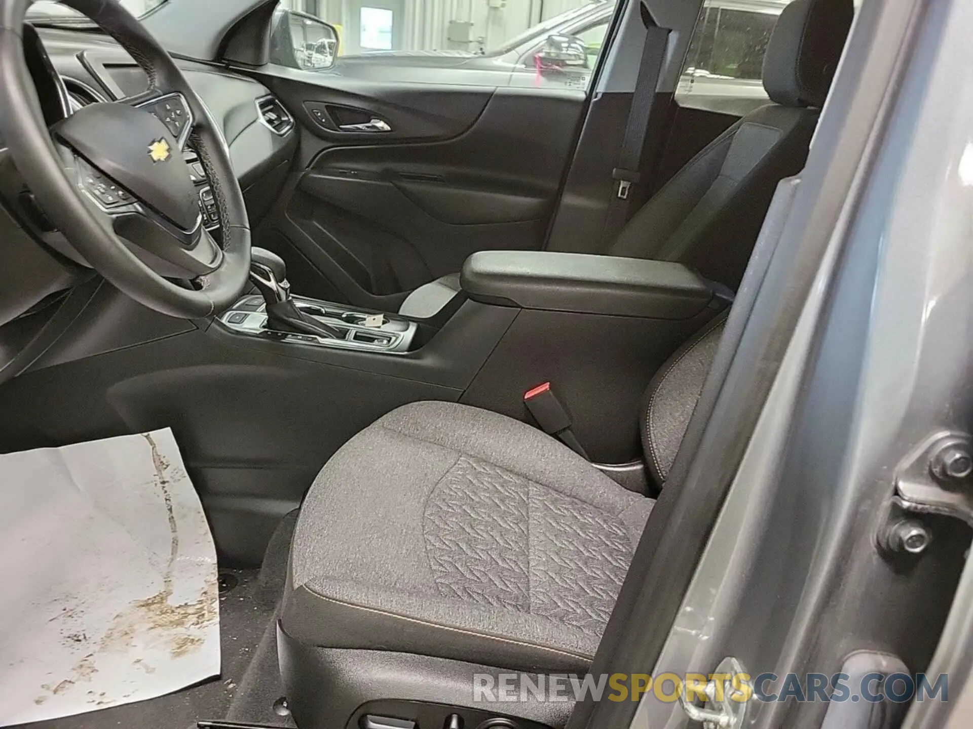 17 Photograph of a damaged car 3GNAXTEG7PL253697 CHEVROLET EQUINOX 2023