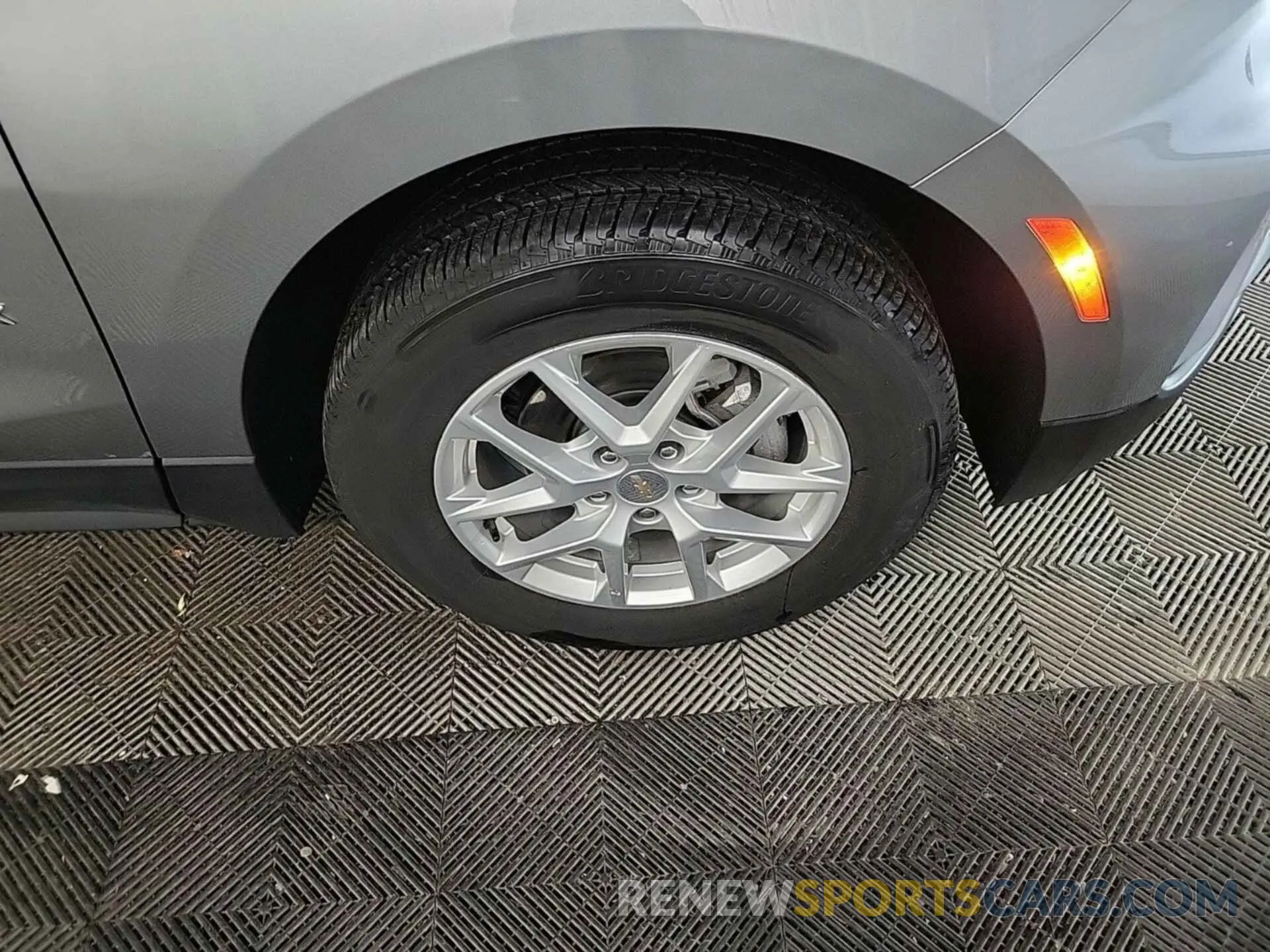 9 Photograph of a damaged car 3GNAXTEG8PL208218 CHEVROLET EQUINOX 2023