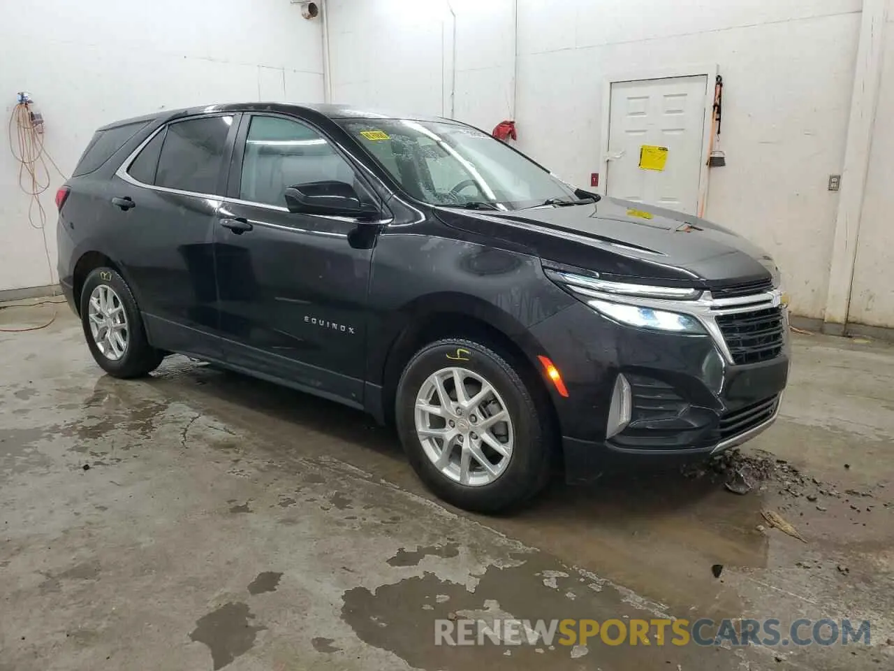 4 Photograph of a damaged car 3GNAXTEG8PL227559 CHEVROLET EQUINOX 2023