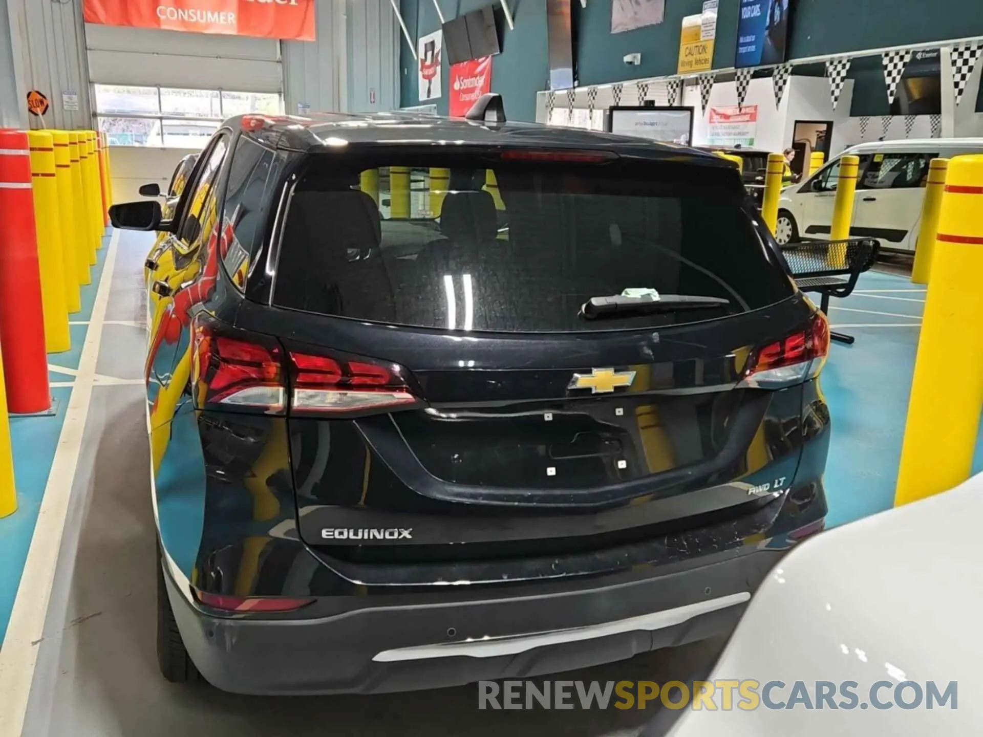 19 Photograph of a damaged car 3GNAXTEG8PL252588 CHEVROLET EQUINOX 2023