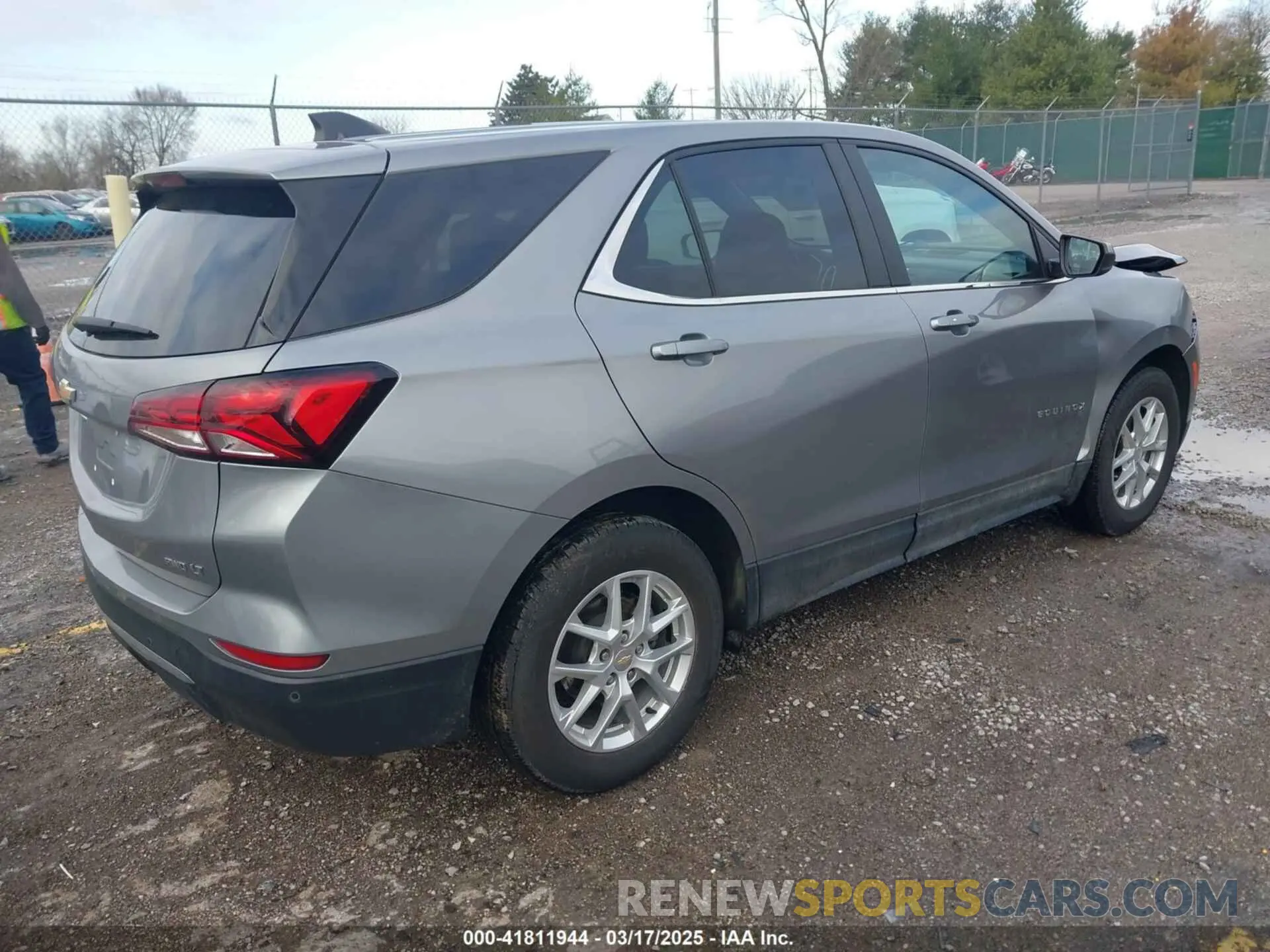 4 Photograph of a damaged car 3GNAXTEG9PL270405 CHEVROLET EQUINOX 2023