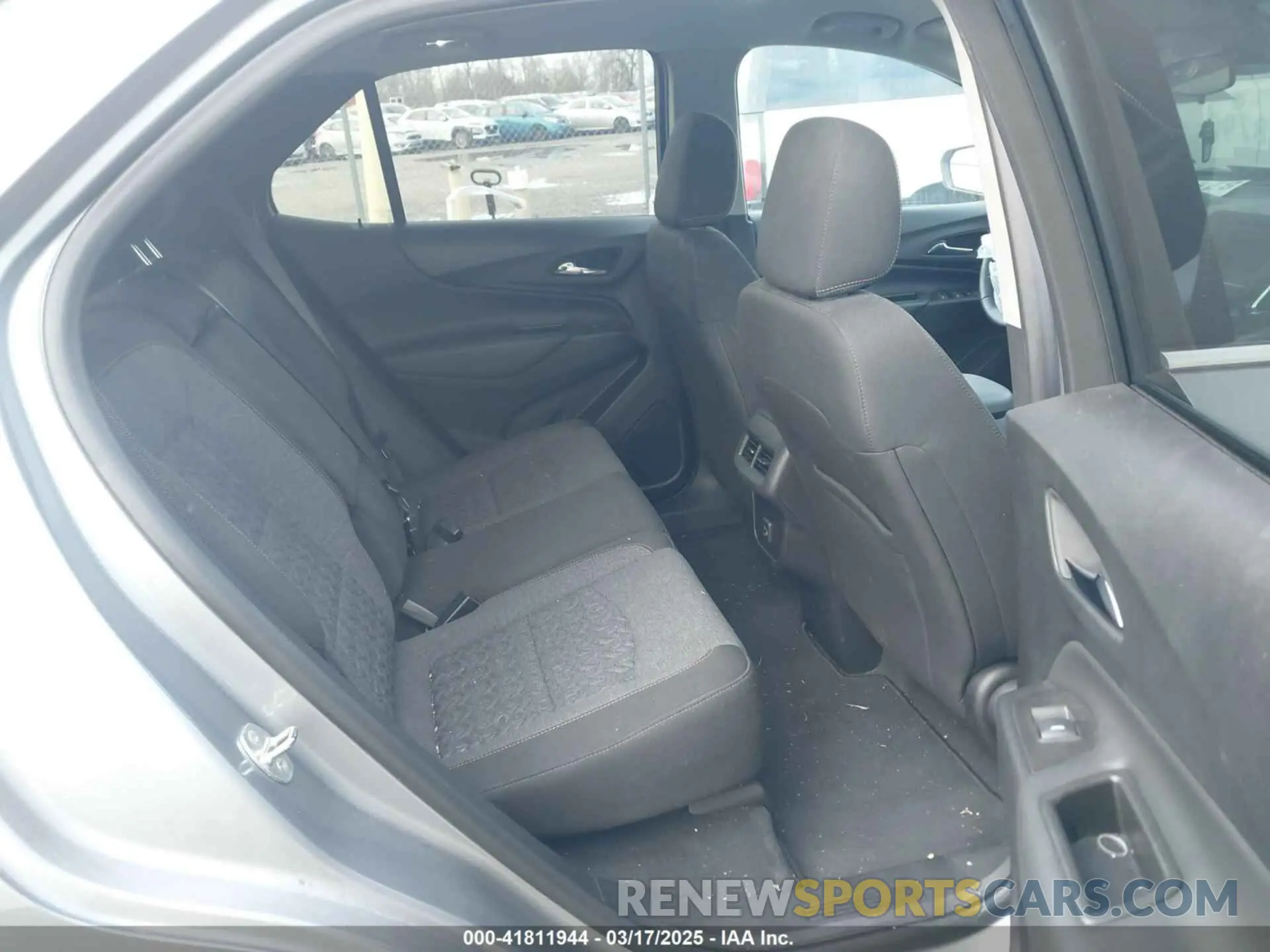 8 Photograph of a damaged car 3GNAXTEG9PL270405 CHEVROLET EQUINOX 2023