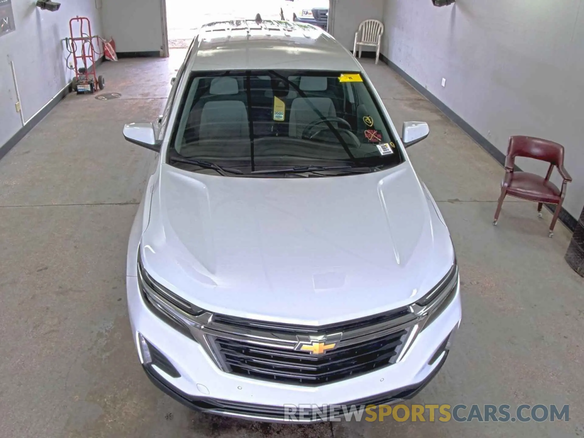 18 Photograph of a damaged car 3GNAXTEG9PS206709 CHEVROLET EQUINOX 2023