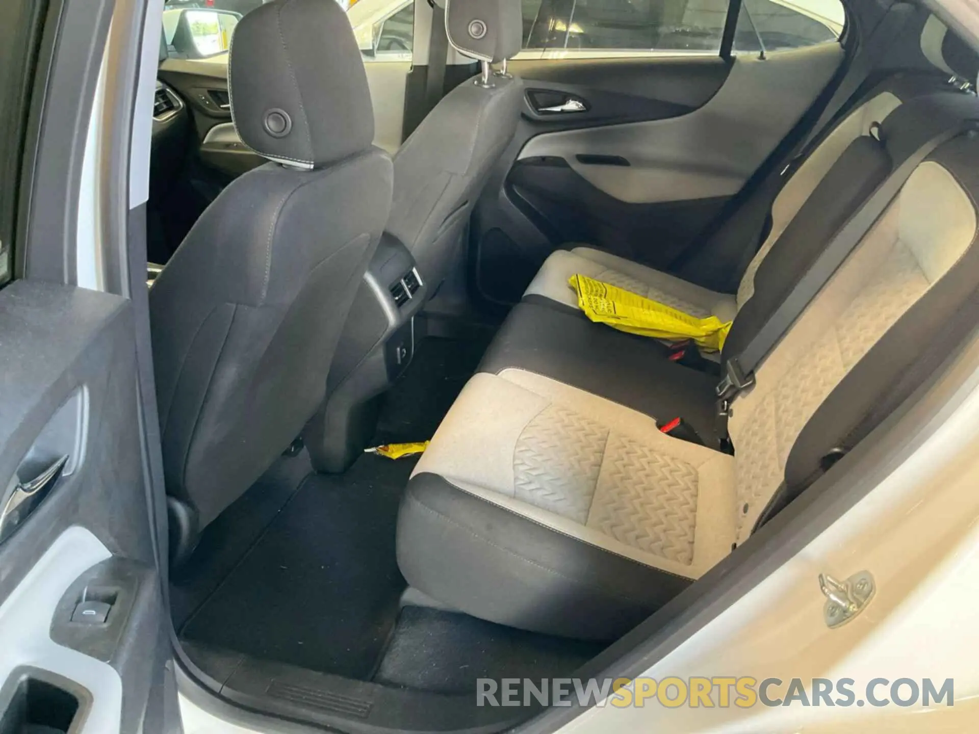 11 Photograph of a damaged car 3GNAXTEG9PS208590 CHEVROLET EQUINOX 2023