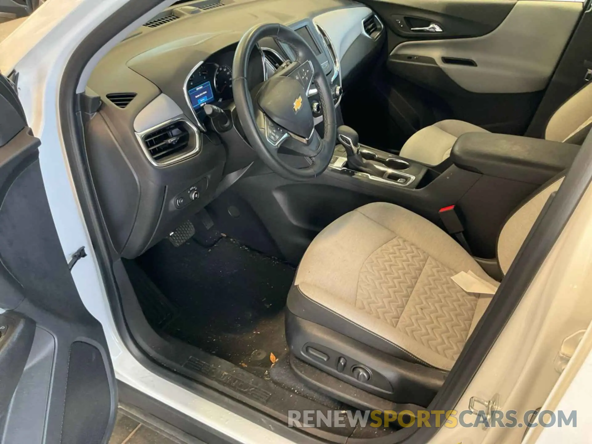 13 Photograph of a damaged car 3GNAXTEG9PS208590 CHEVROLET EQUINOX 2023