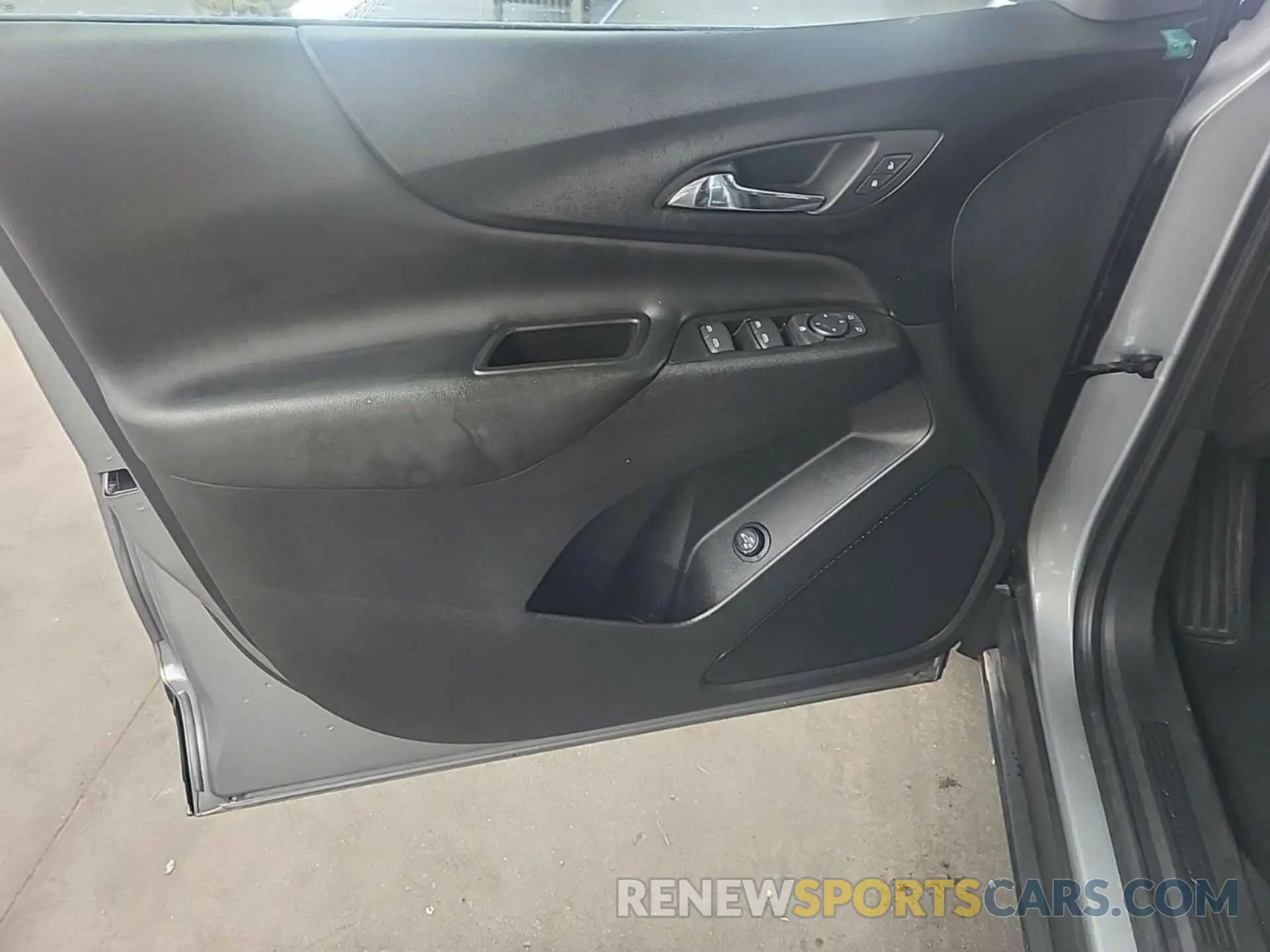 1 Photograph of a damaged car 3GNAXTEGXPL131660 CHEVROLET EQUINOX 2023