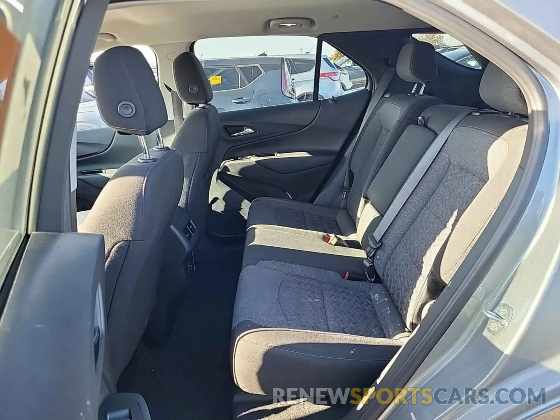 18 Photograph of a damaged car 3GNAXTEGXPL131660 CHEVROLET EQUINOX 2023