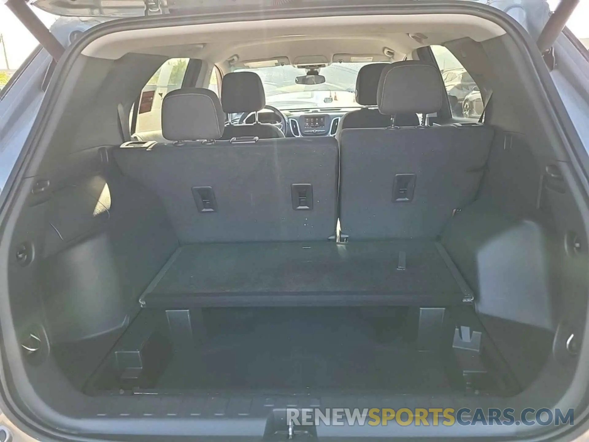 40 Photograph of a damaged car 3GNAXTEGXPL131660 CHEVROLET EQUINOX 2023