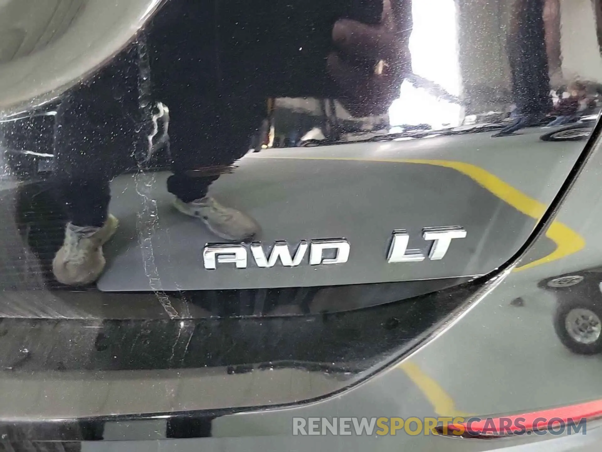 12 Photograph of a damaged car 3GNAXTEGXPL136003 CHEVROLET EQUINOX 2023