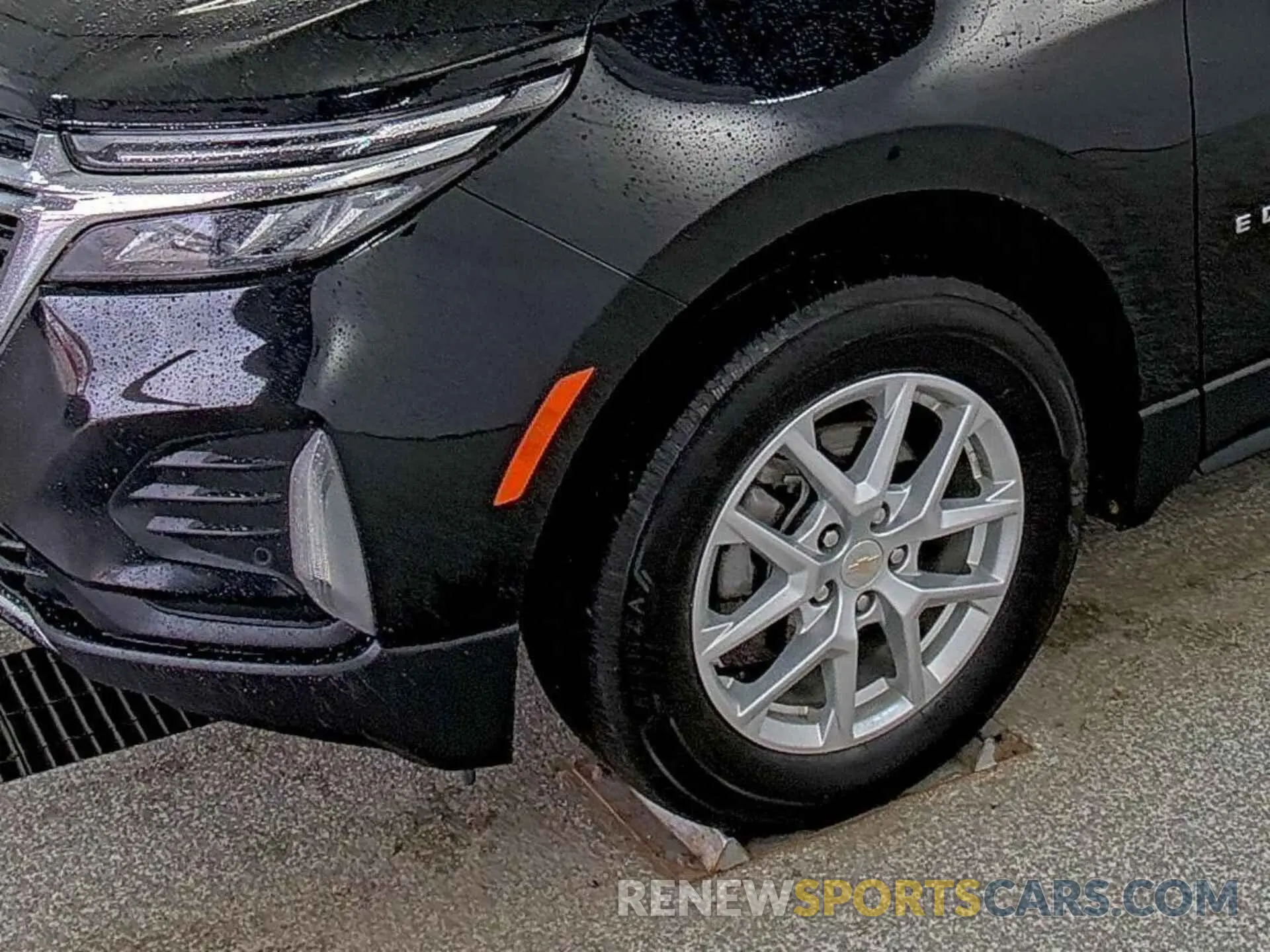 27 Photograph of a damaged car 3GNAXTEGXPL136003 CHEVROLET EQUINOX 2023
