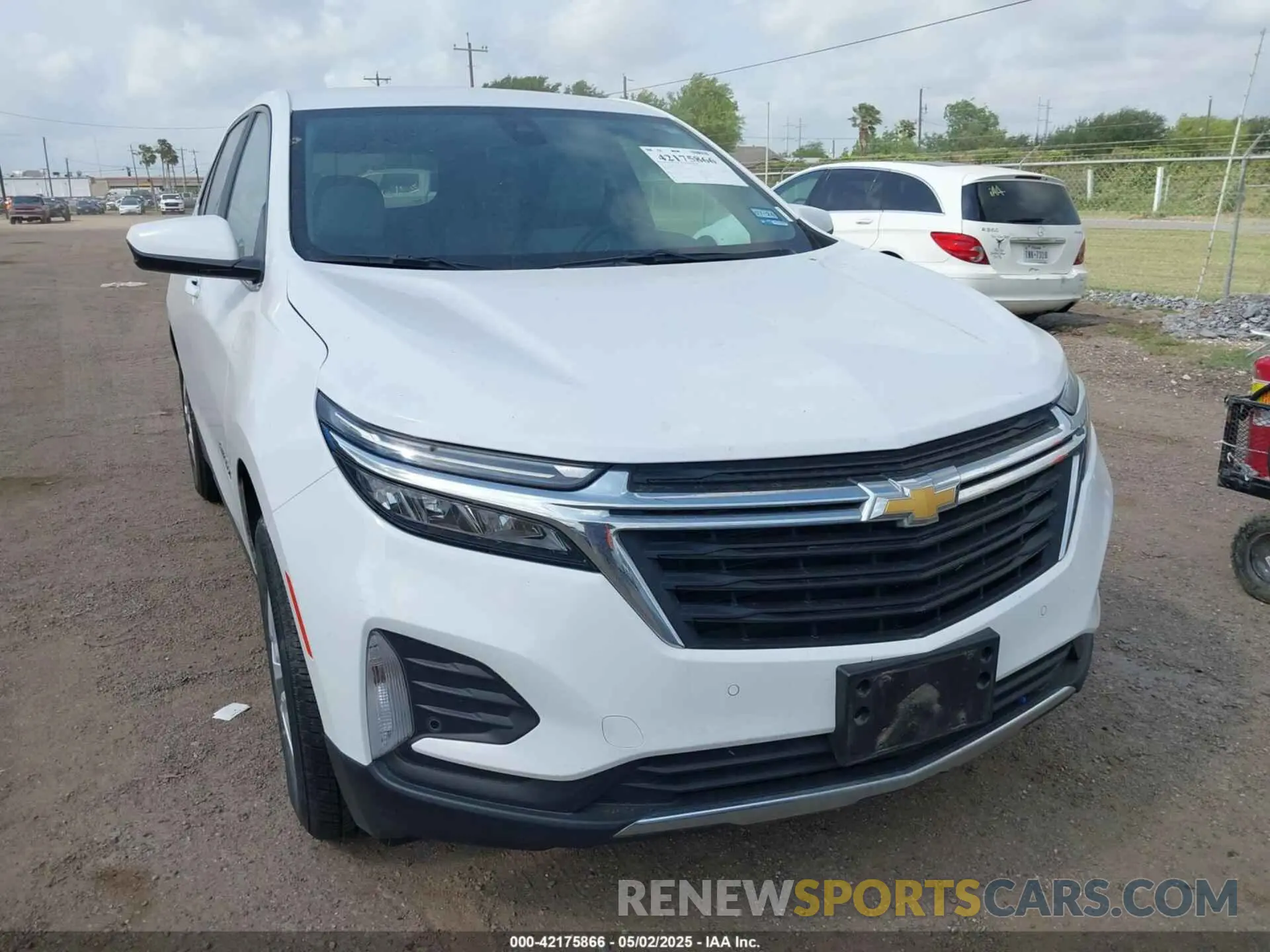 1 Photograph of a damaged car 3GNAXTEGXPL245156 CHEVROLET EQUINOX 2023