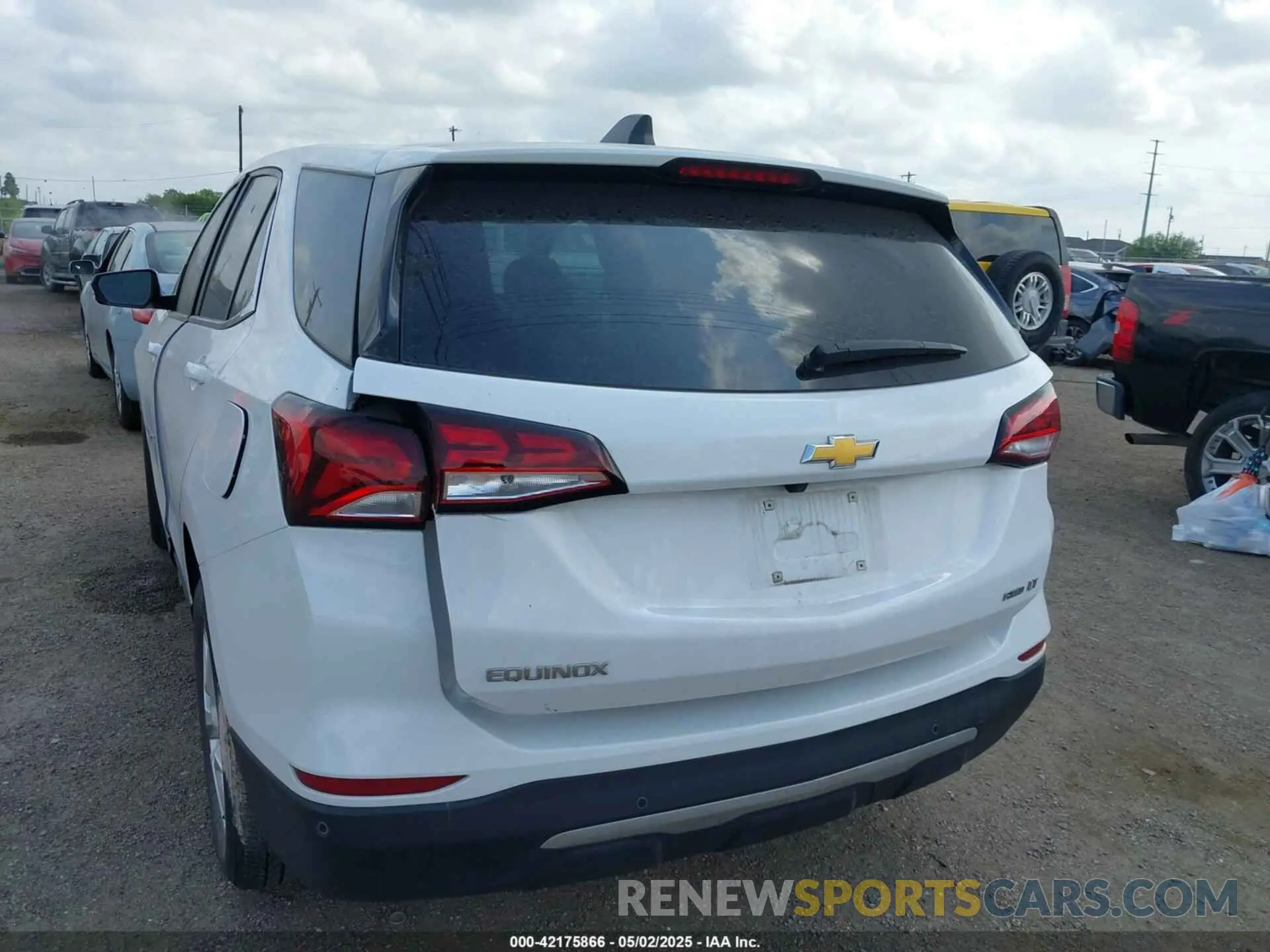 3 Photograph of a damaged car 3GNAXTEGXPL245156 CHEVROLET EQUINOX 2023