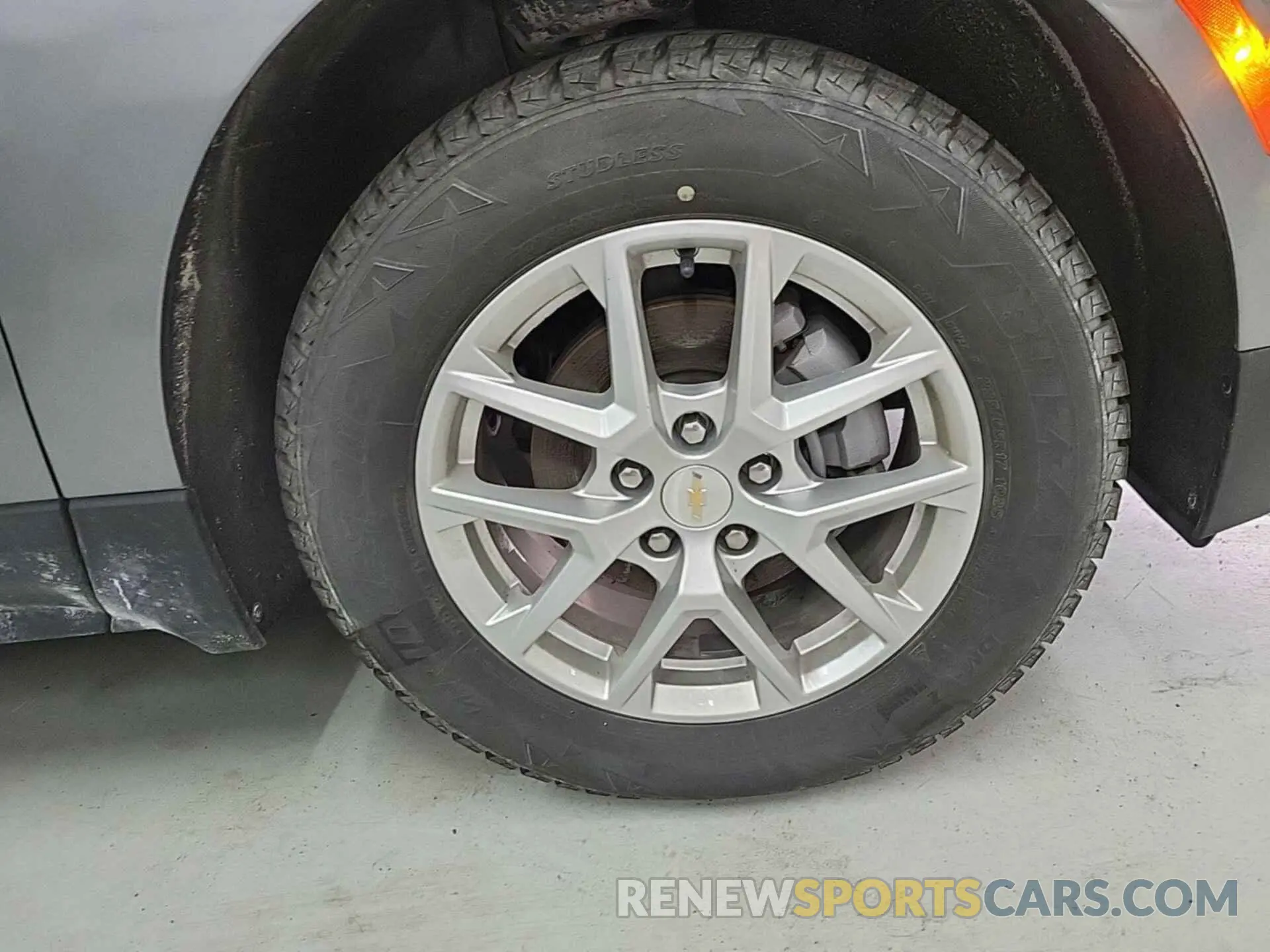 8 Photograph of a damaged car 3GNAXTEGXPL252673 CHEVROLET EQUINOX 2023