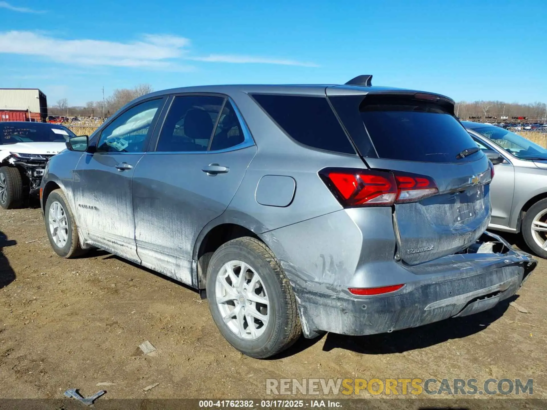 3 Photograph of a damaged car 3GNAXTEGXPS166026 CHEVROLET EQUINOX 2023