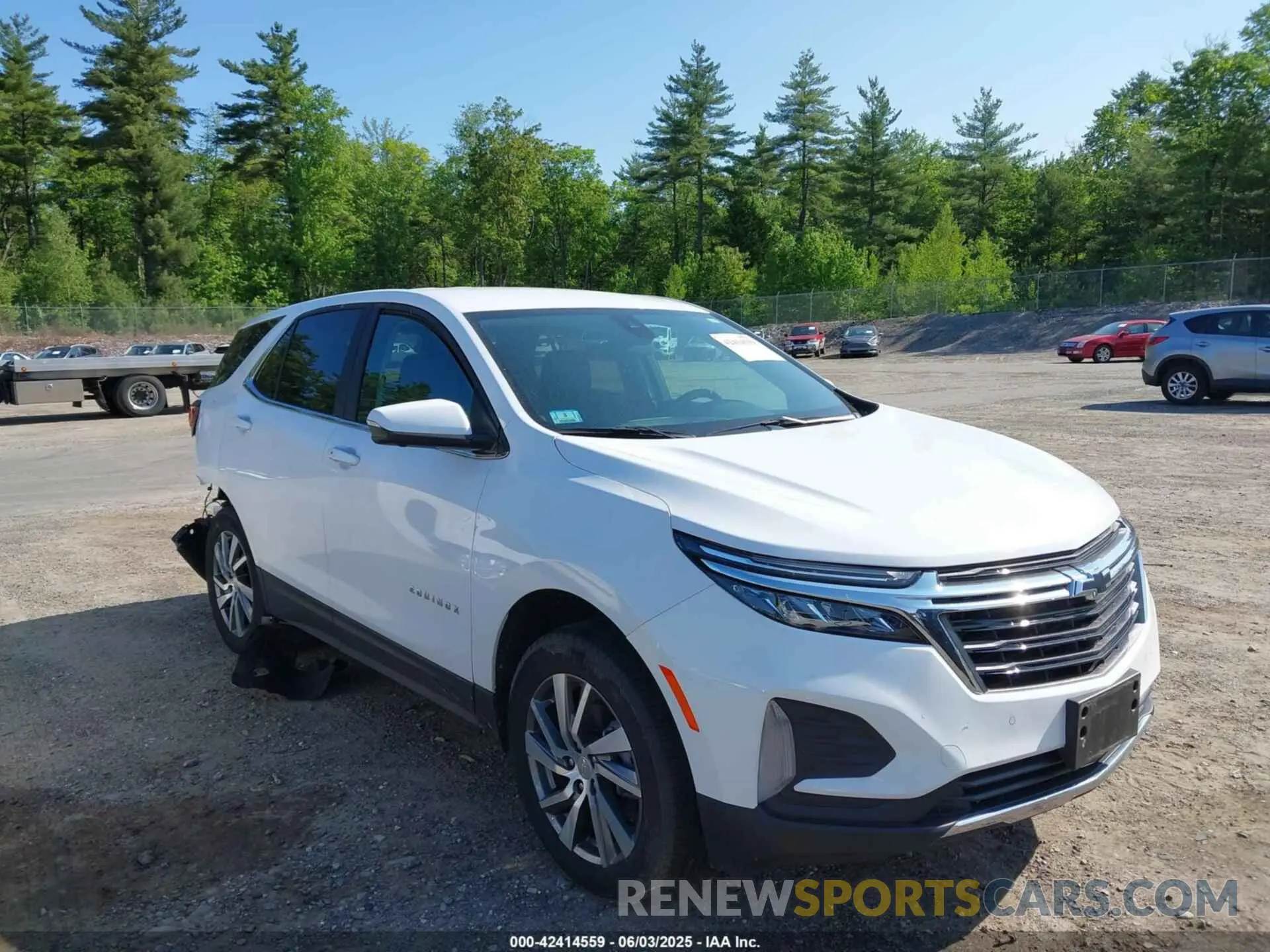 1 Photograph of a damaged car 3GNAXUEG0PL111178 CHEVROLET EQUINOX 2023