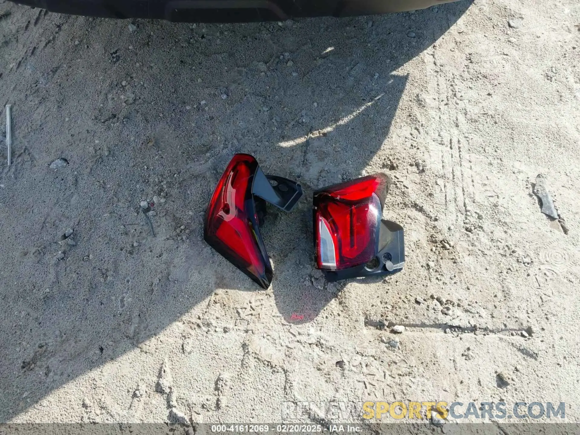 12 Photograph of a damaged car 3GNAXUEG0PL213791 CHEVROLET EQUINOX 2023
