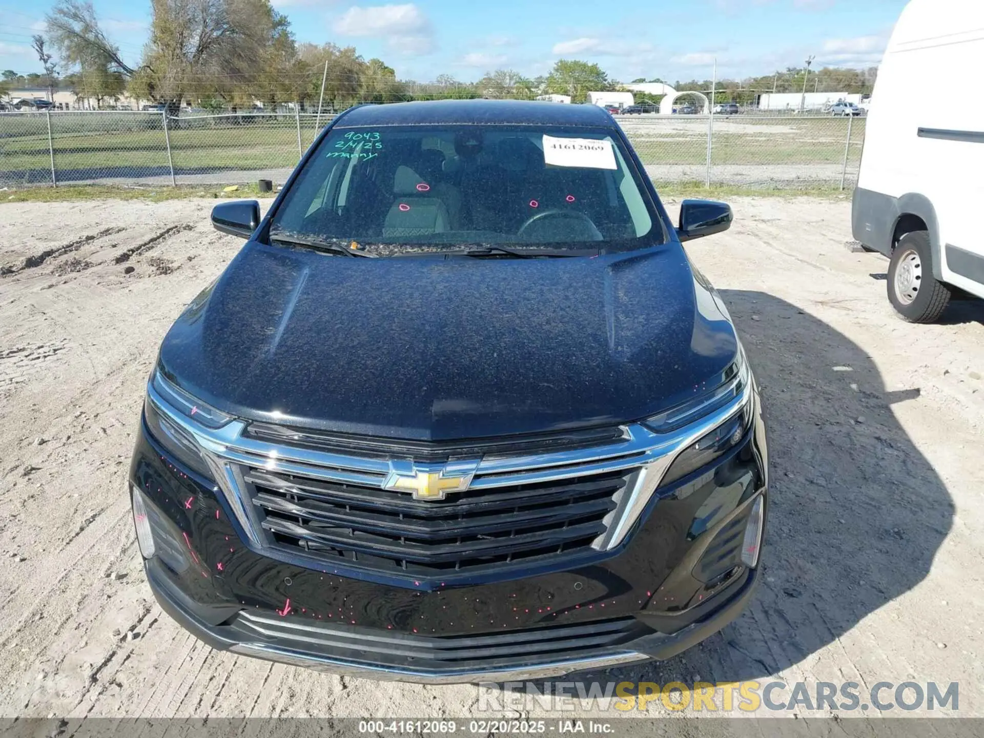 13 Photograph of a damaged car 3GNAXUEG0PL213791 CHEVROLET EQUINOX 2023