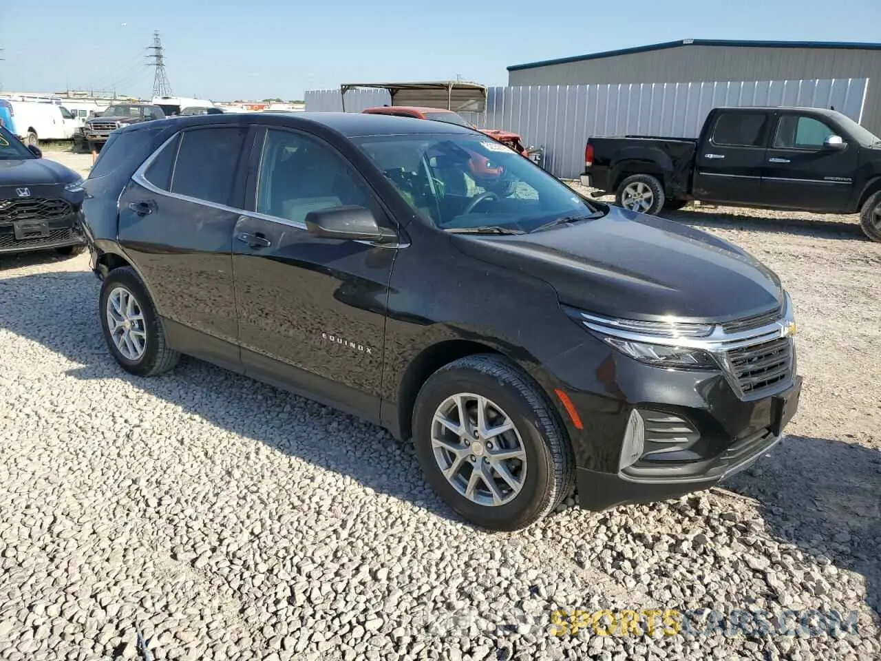 4 Photograph of a damaged car 3GNAXUEG1PL269299 CHEVROLET EQUINOX 2023