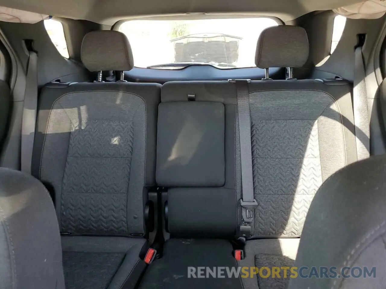 10 Photograph of a damaged car 3GNAXUEG1PS120395 CHEVROLET EQUINOX 2023