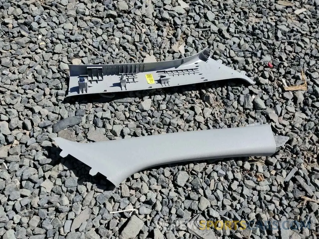 13 Photograph of a damaged car 3GNAXUEG1PS120395 CHEVROLET EQUINOX 2023