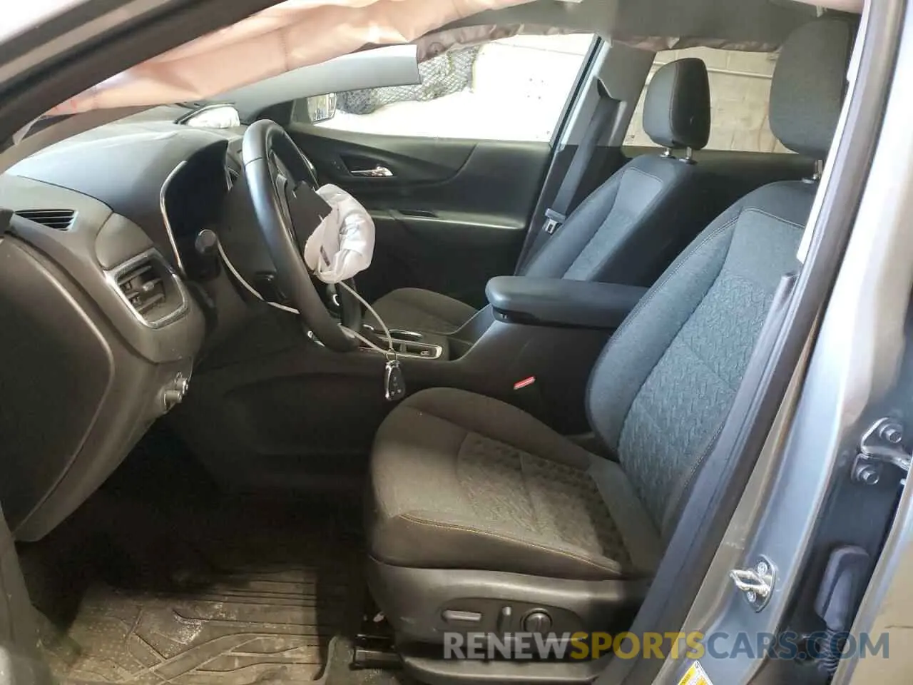 7 Photograph of a damaged car 3GNAXUEG1PS143174 CHEVROLET EQUINOX 2023