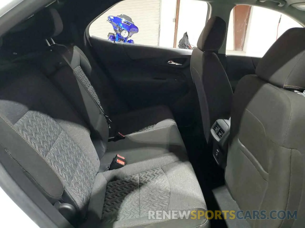 11 Photograph of a damaged car 3GNAXUEG1PS189202 CHEVROLET EQUINOX 2023
