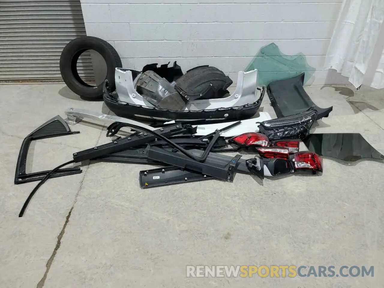 13 Photograph of a damaged car 3GNAXUEG1PS189202 CHEVROLET EQUINOX 2023