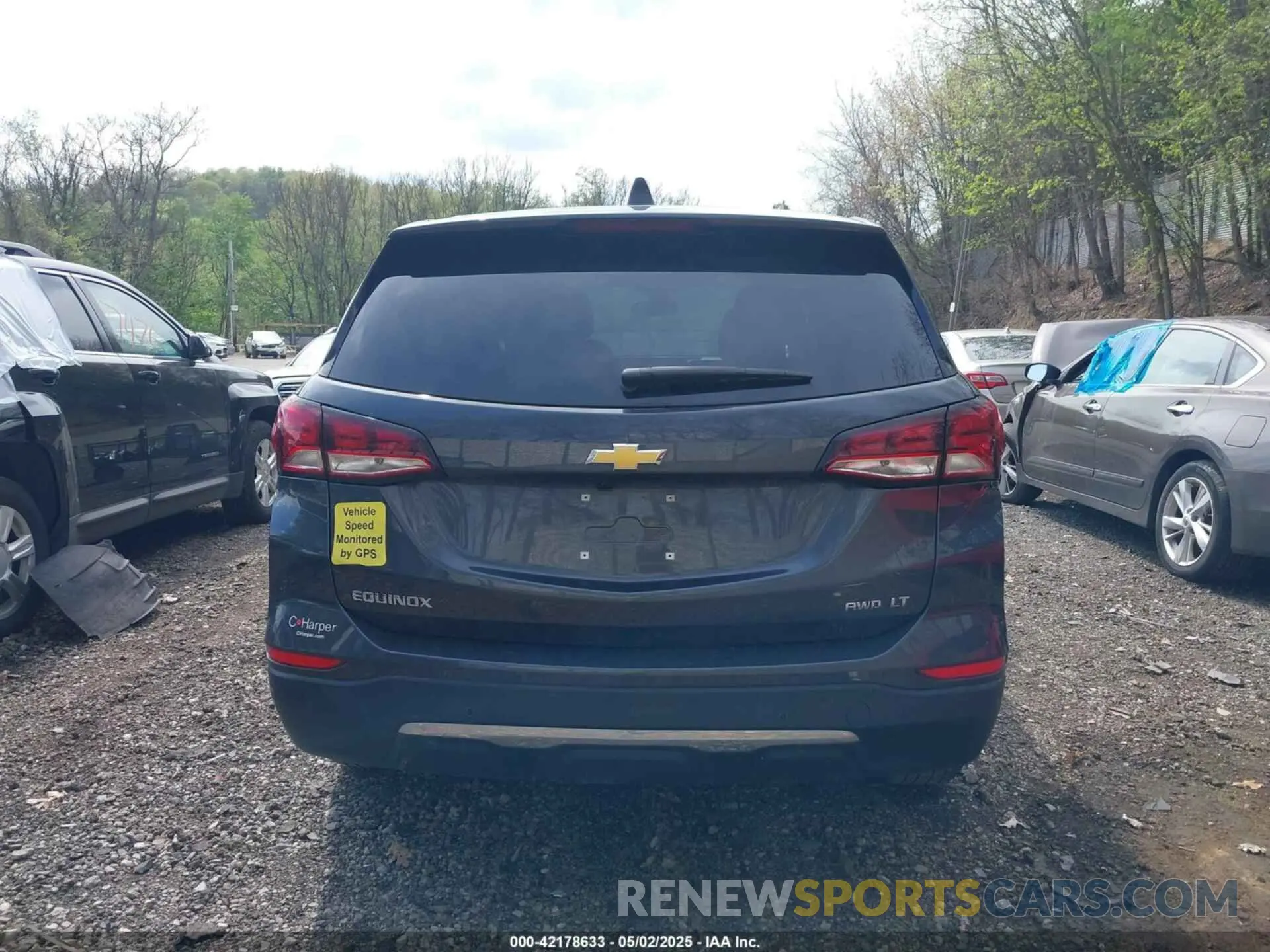 17 Photograph of a damaged car 3GNAXUEG2PS181884 CHEVROLET EQUINOX 2023