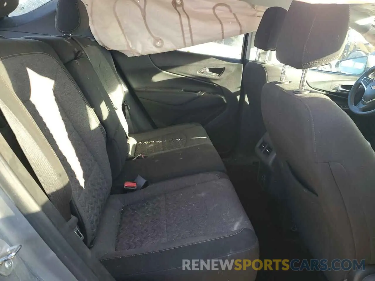 10 Photograph of a damaged car 3GNAXUEG2PS214253 CHEVROLET EQUINOX 2023