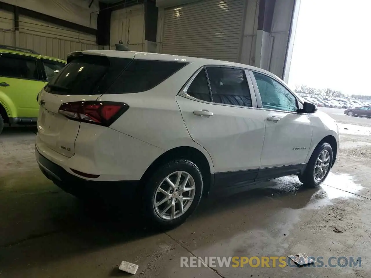 3 Photograph of a damaged car 3GNAXUEG3PL266467 CHEVROLET EQUINOX 2023