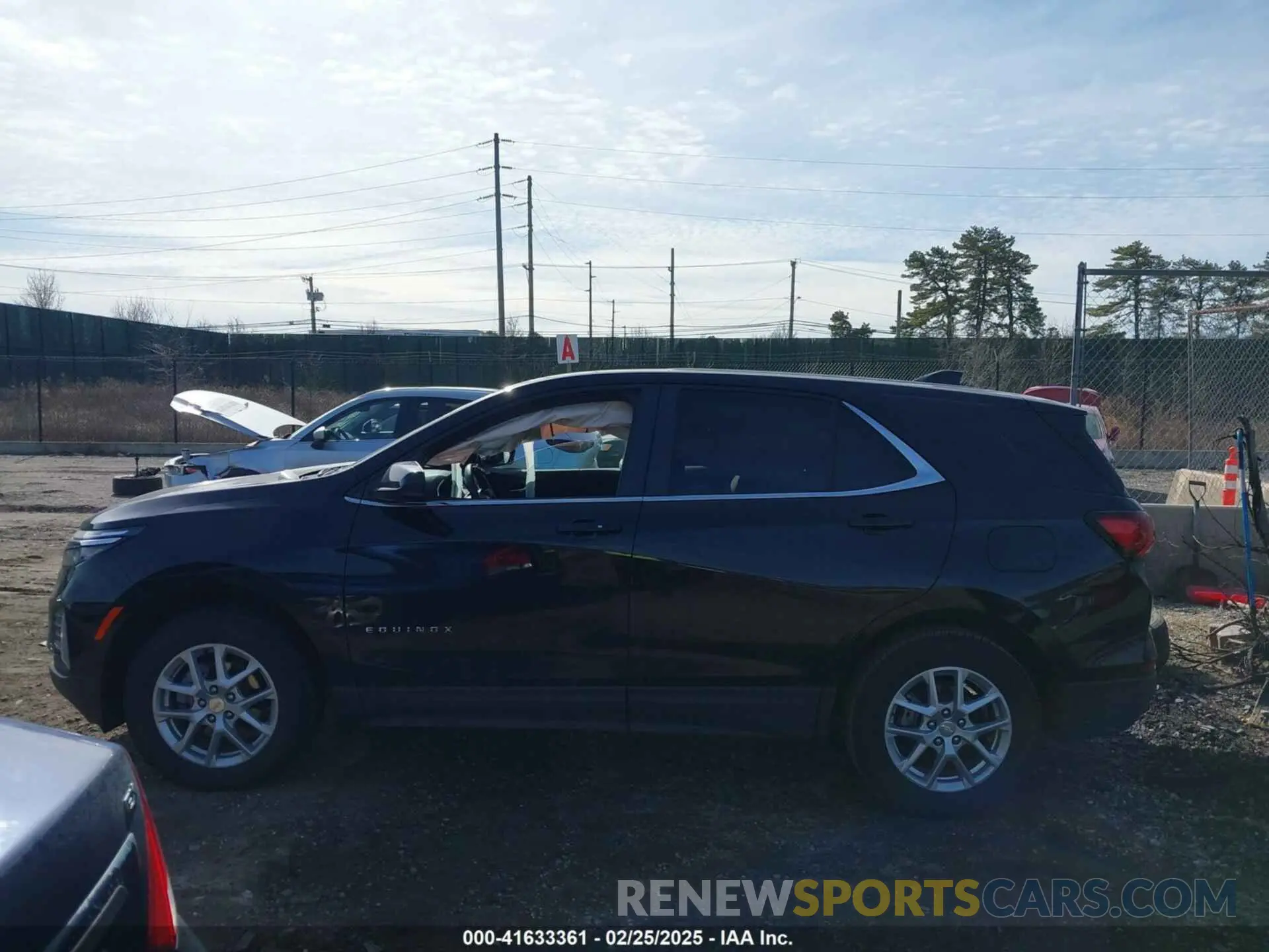 14 Photograph of a damaged car 3GNAXUEG3PL272057 CHEVROLET EQUINOX 2023