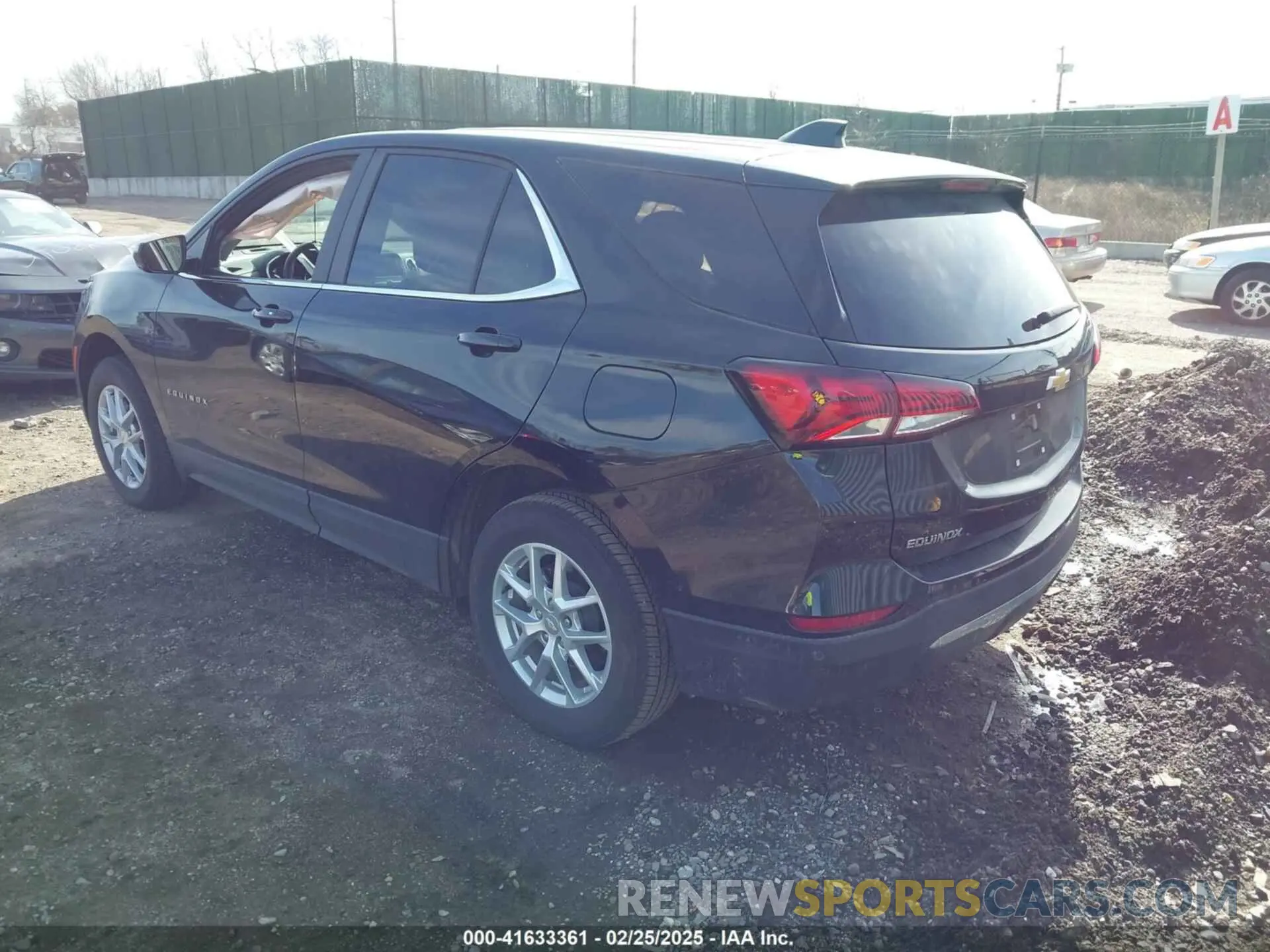 3 Photograph of a damaged car 3GNAXUEG3PL272057 CHEVROLET EQUINOX 2023