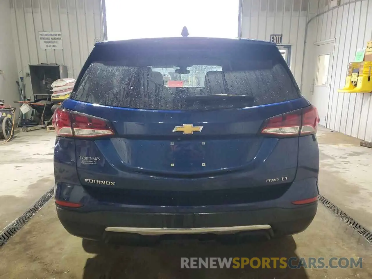 6 Photograph of a damaged car 3GNAXUEG3PS134153 CHEVROLET EQUINOX 2023
