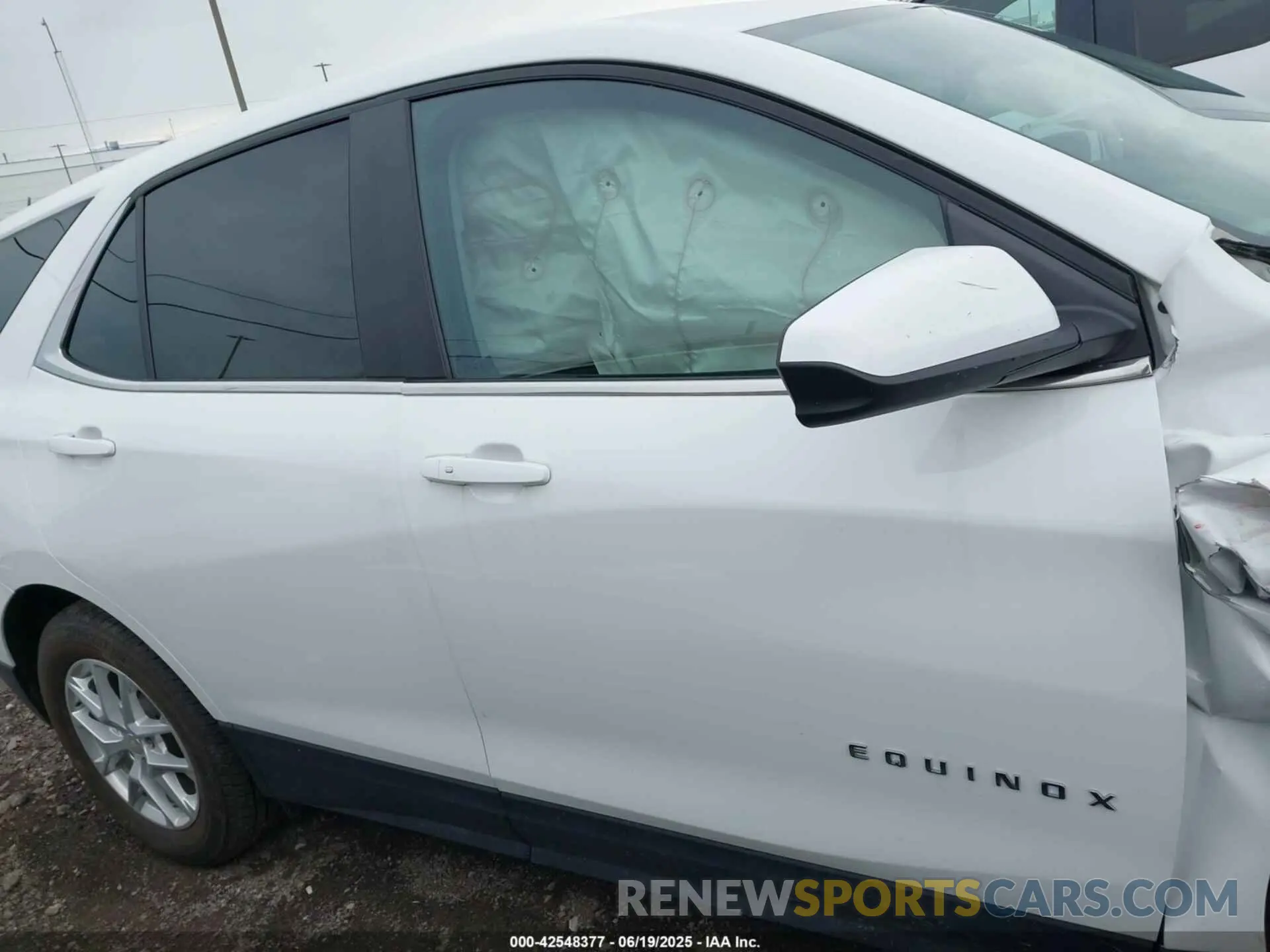 13 Photograph of a damaged car 3GNAXUEG3PS155830 CHEVROLET EQUINOX 2023