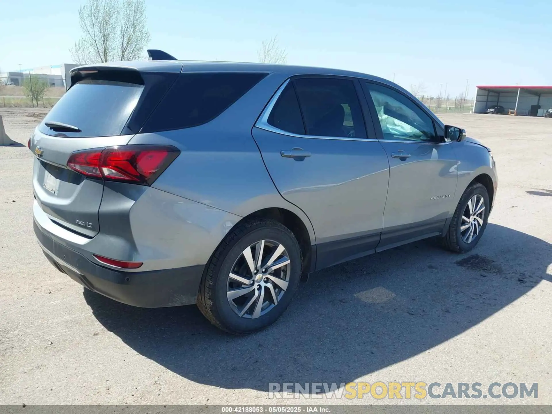 4 Photograph of a damaged car 3GNAXUEG4PL161551 CHEVROLET EQUINOX 2023