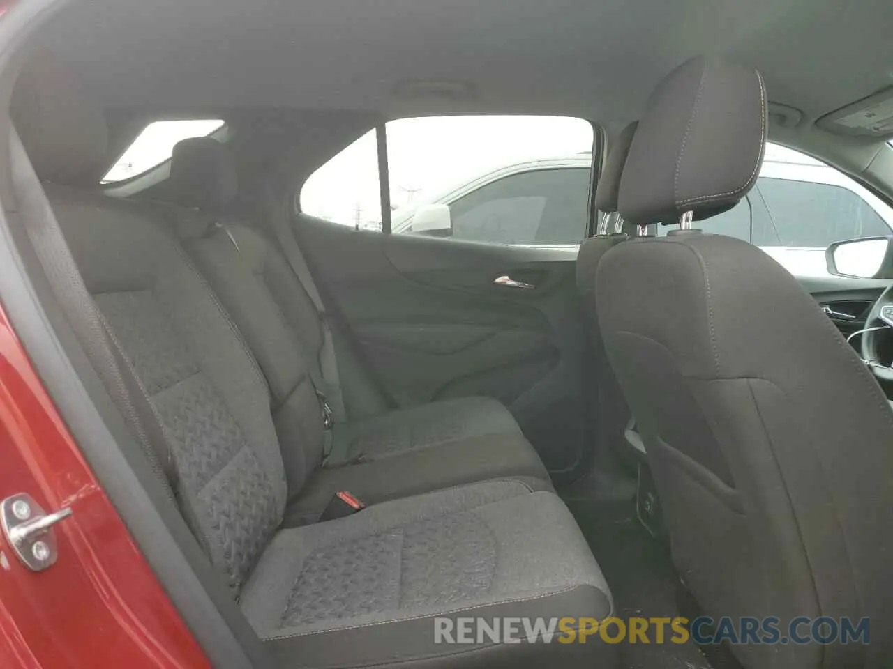 10 Photograph of a damaged car 3GNAXUEG7PS152946 CHEVROLET EQUINOX 2023
