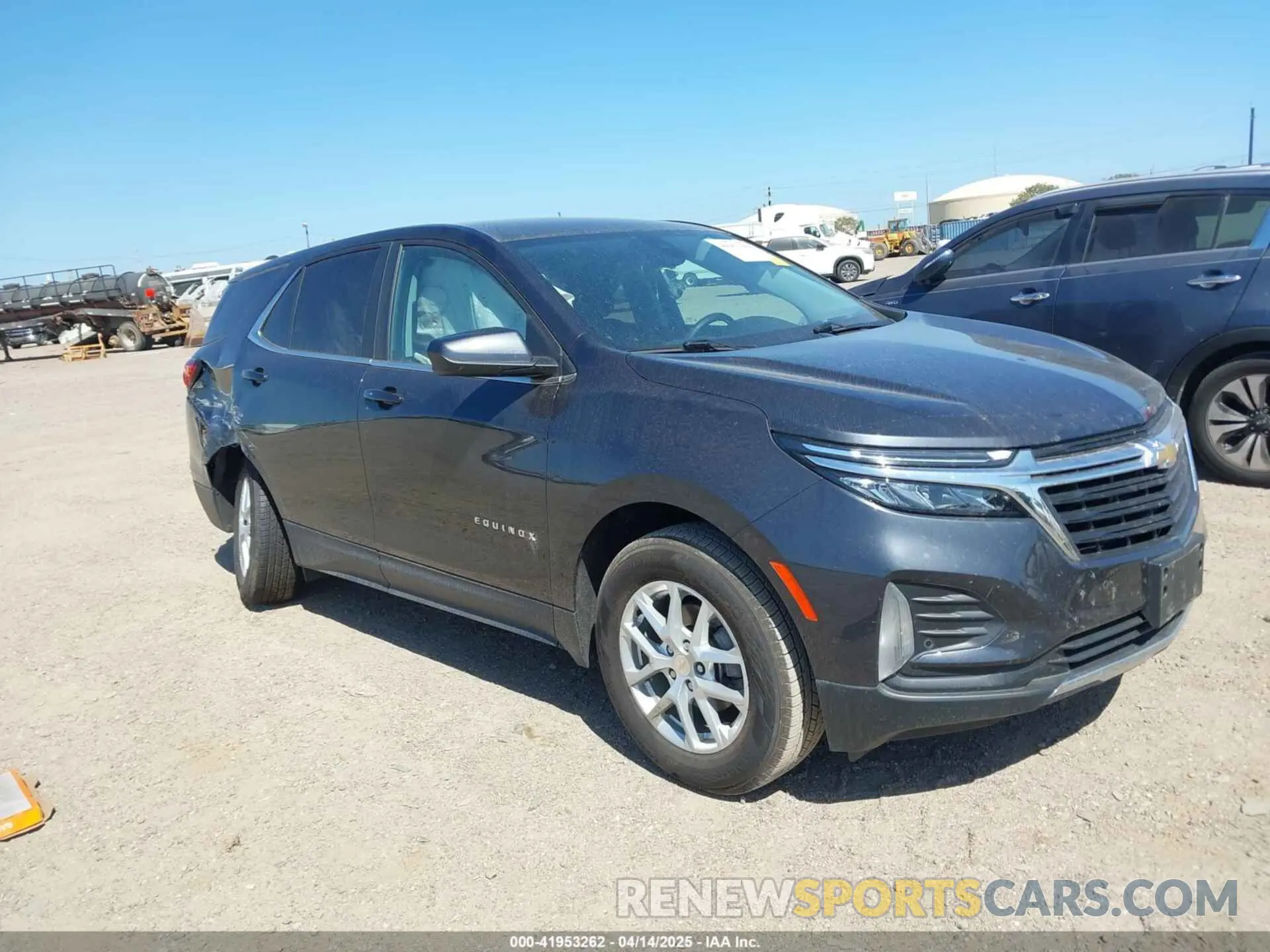 1 Photograph of a damaged car 3GNAXUEG8PS126114 CHEVROLET EQUINOX 2023