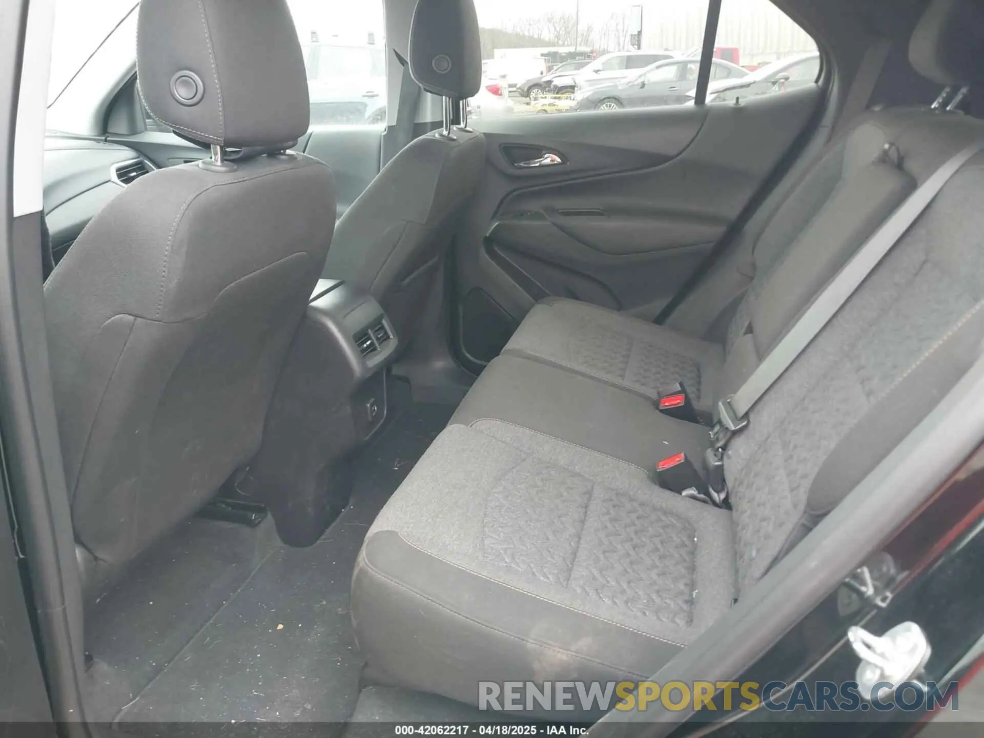 8 Photograph of a damaged car 3GNAXUEG9PL268580 CHEVROLET EQUINOX 2023