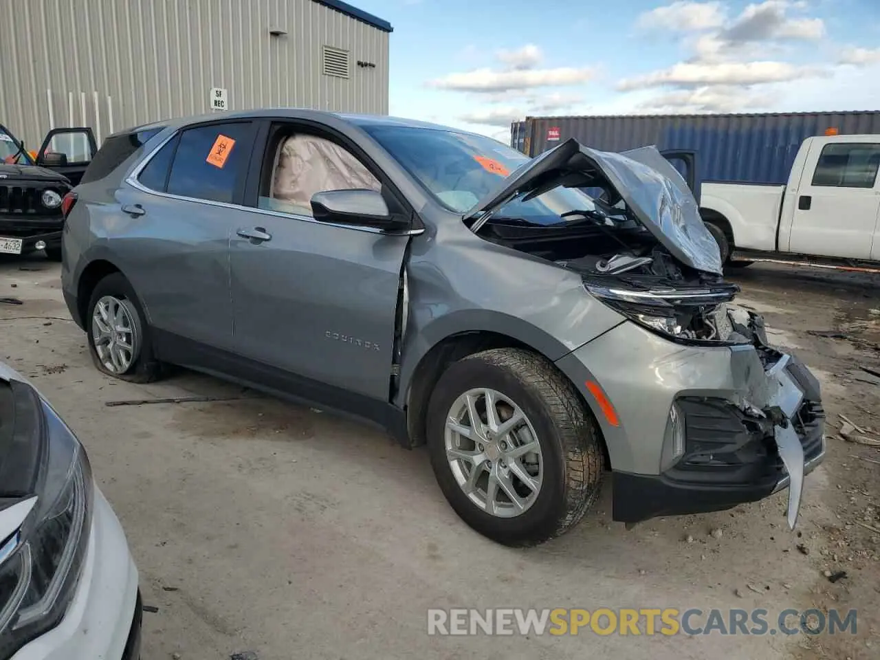4 Photograph of a damaged car 3GNAXUEGXPL127436 CHEVROLET EQUINOX 2023