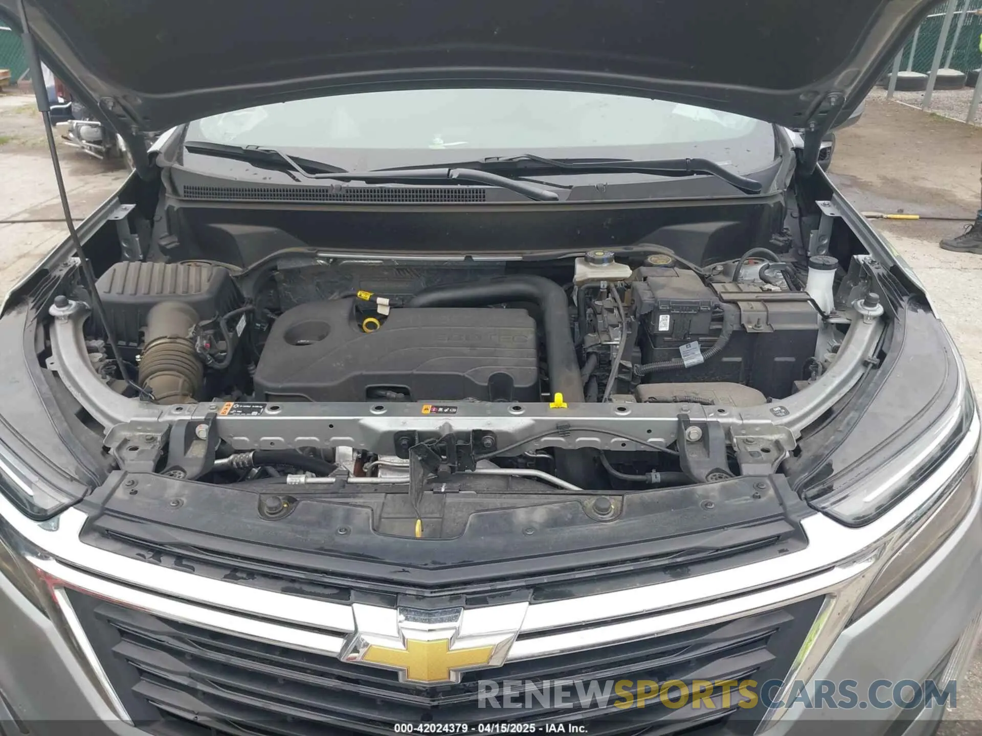 10 Photograph of a damaged car 3GNAXUEGXPS189604 CHEVROLET EQUINOX 2023