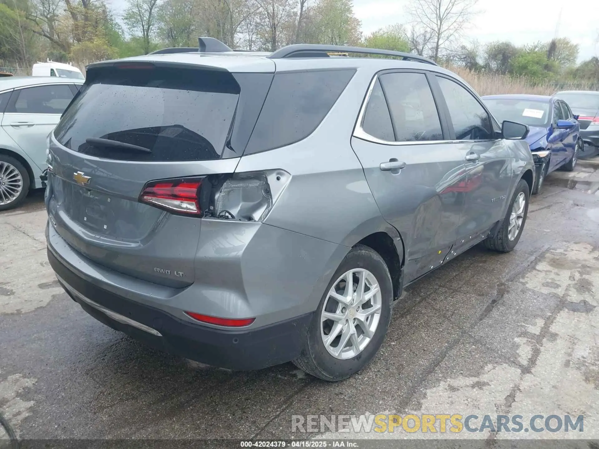 4 Photograph of a damaged car 3GNAXUEGXPS189604 CHEVROLET EQUINOX 2023