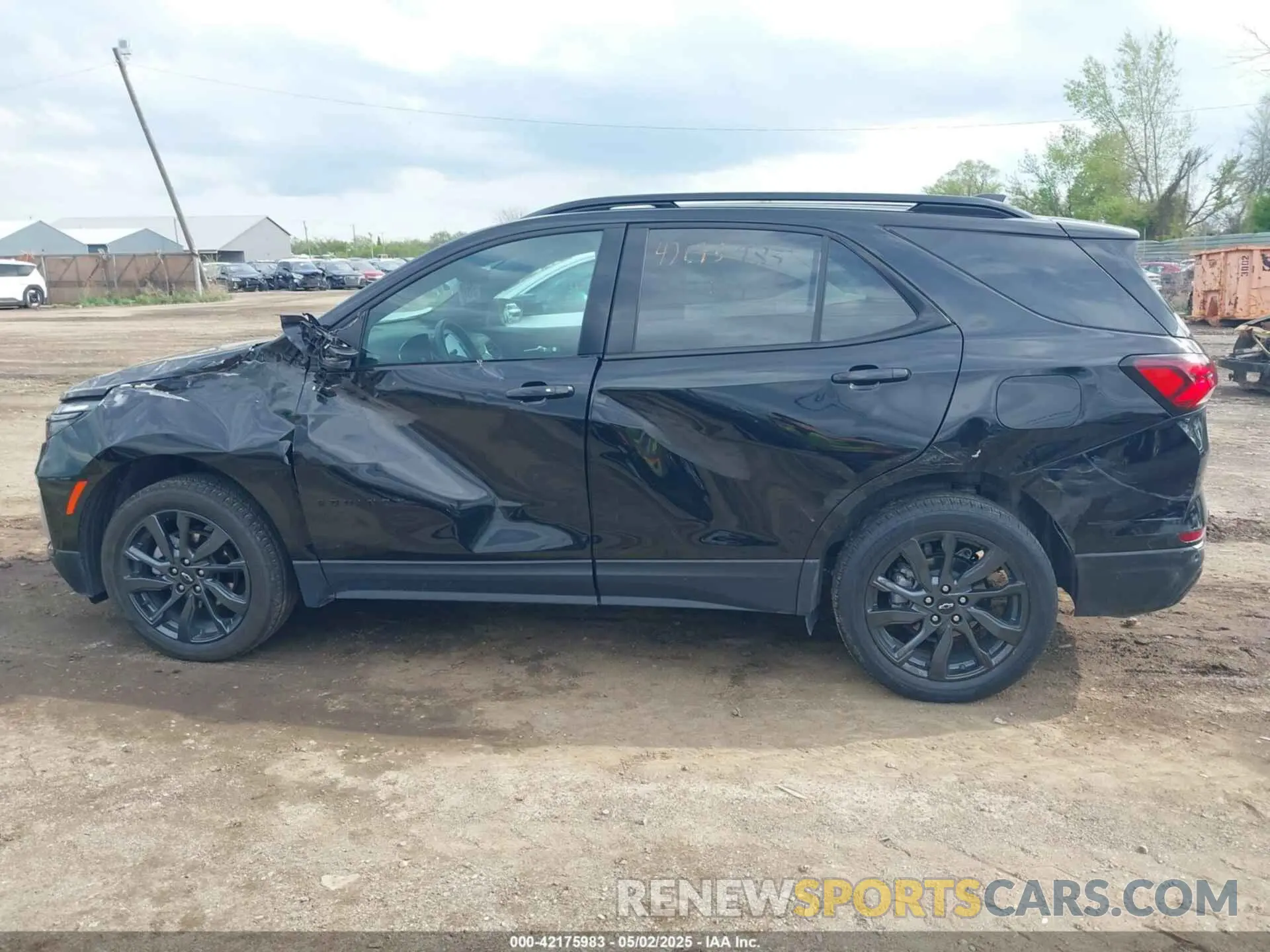 14 Photograph of a damaged car 3GNAXWEG5PL233000 CHEVROLET EQUINOX 2023