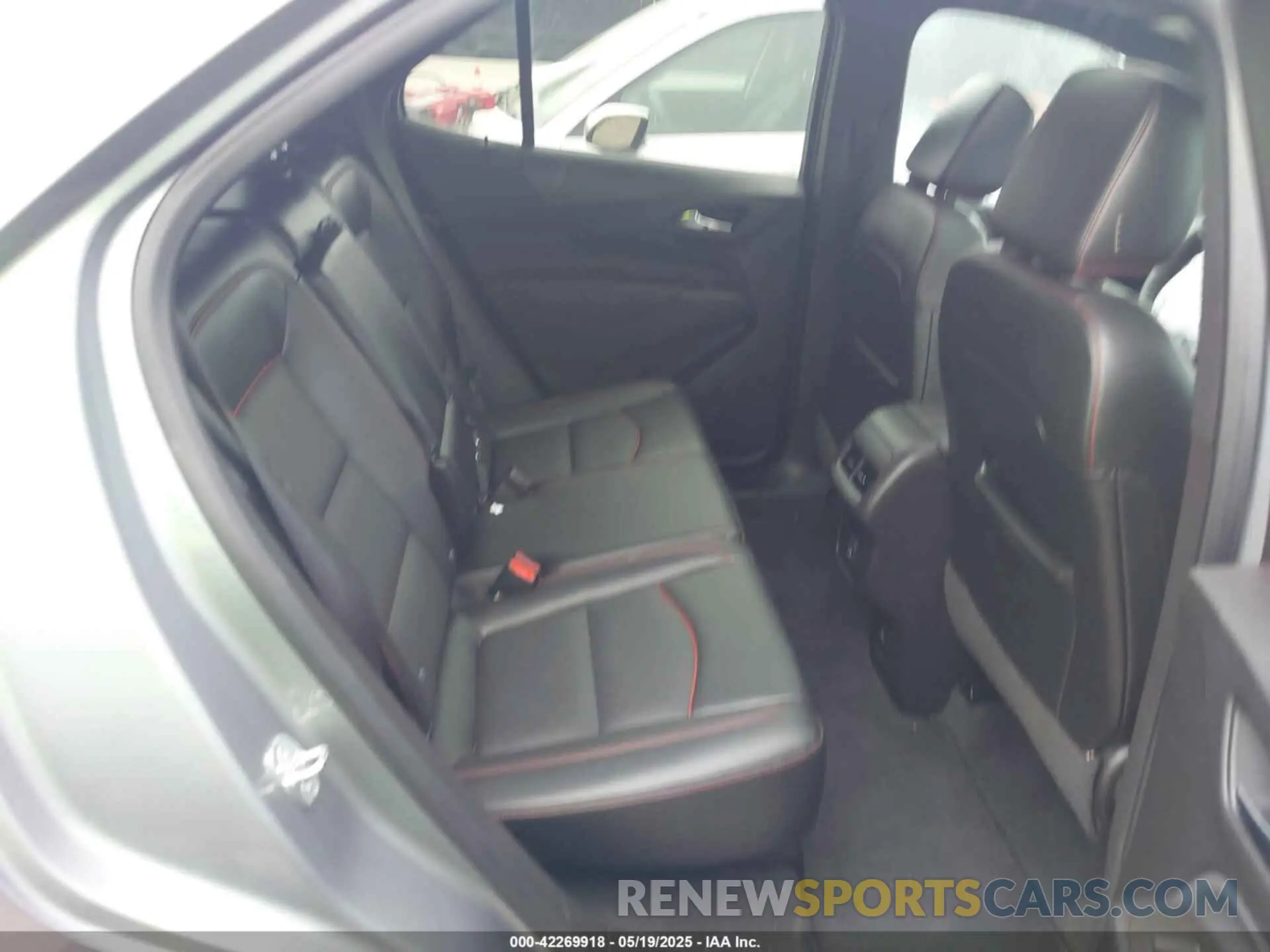 8 Photograph of a damaged car 3GNAXWEG9PL158091 CHEVROLET EQUINOX 2023