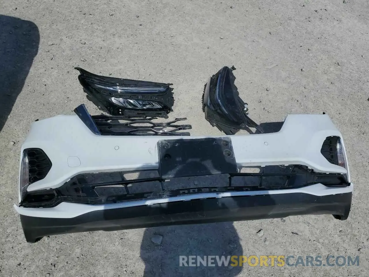 13 Photograph of a damaged car 3GNAXWEG9PL271541 CHEVROLET EQUINOX 2023