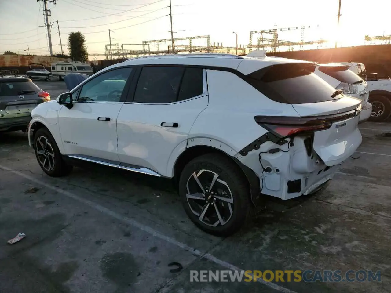 2 Photograph of a damaged car 3GN7DLRP0RS247200 CHEVROLET EQUINOX 2024