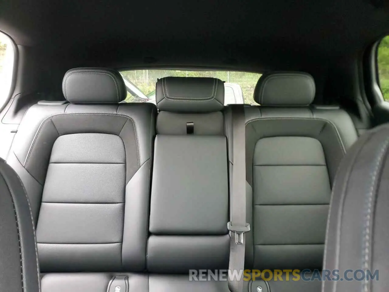 10 Photograph of a damaged car 3GN7DLRP1RS260215 CHEVROLET EQUINOX 2024